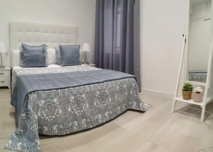 Apartamento Valderribas, Barrio De Retiro, Madrid