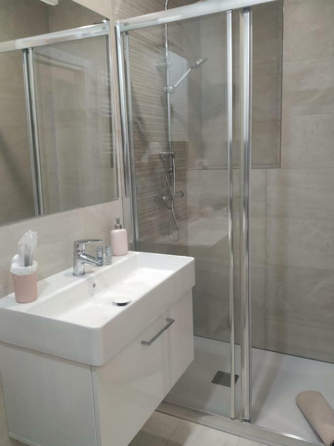 Apartamento Valderribas, Barrio De Retiro, Apartamento *
